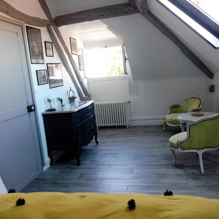 Bed & Breakfast Le Chant Des Oiseaux *